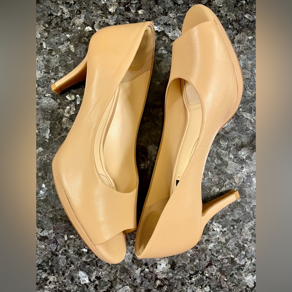 Alex Marie Gracey Nude Peep Toe Heels 8M - NIB
